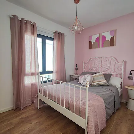 Volkkanrentals Casiopea Villa *